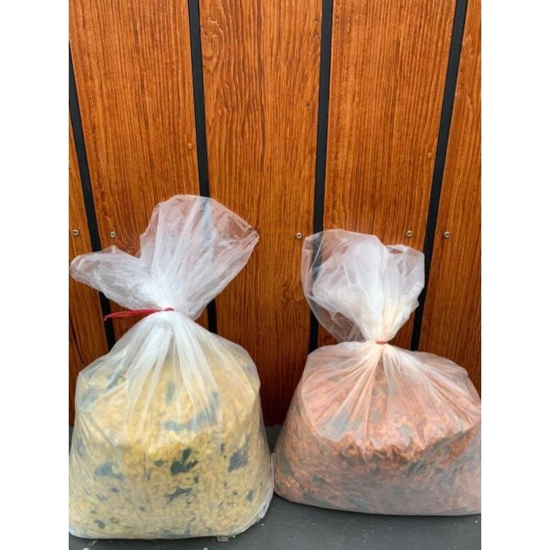 

Ccf Macaroni Renyah Ori Daun Jeruk 1Kg//Makaroni Ori Dan Pedas