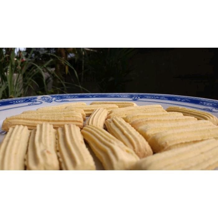 

Ccf Kue Irut Jari Cemilan Sehat Untuk Meredakan Asam Lambung Dan Maagh Kue / Kukis Dari Umbi Irut / Garut / Angkrik / Arrowroot