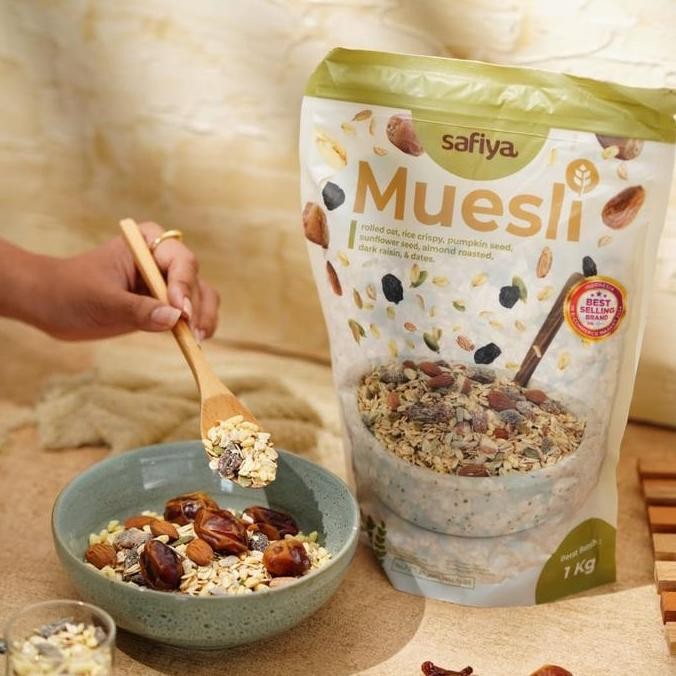 

Safiya Muesli Fruit & Seed 1 Kg Original Sereal Oatmeal Snack Pasti Promo