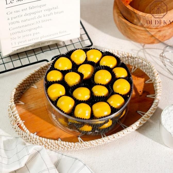 

Kue Nastar Homemade Bulat Original Isi Nanas Kue Kering Spesial Lebaran Stok Terbatas