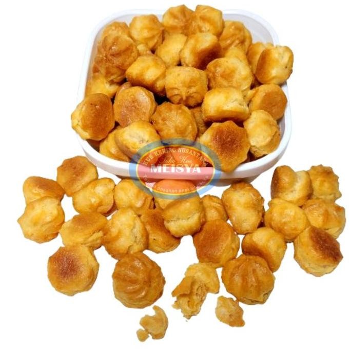 

Soes Spesial 100gr Kue Kering Renyah Stok Terbatas