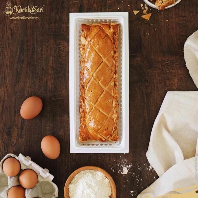 

Picnic Roll Kartika Sari Bandung - Kue Oleh Oleh Legendaris Stok Terbatas