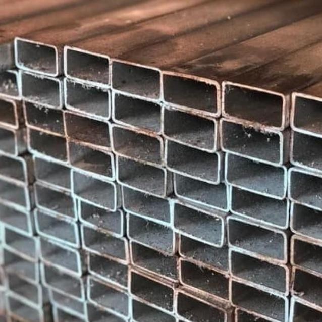 Besi Hollow 2X4 1.4Mm Galvanis