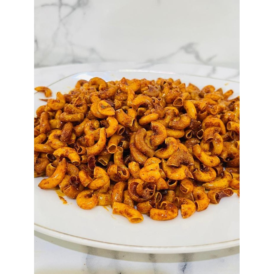 

FF MAKARONI PEDAS CIKRUH DAUN JERUK Camilan Syakira 1KG Pedas Ekstra Rasa Original Kualitas Terjamin Camilan Crispy Kering Enak Food Snacks Cemilan Keripik Makanan