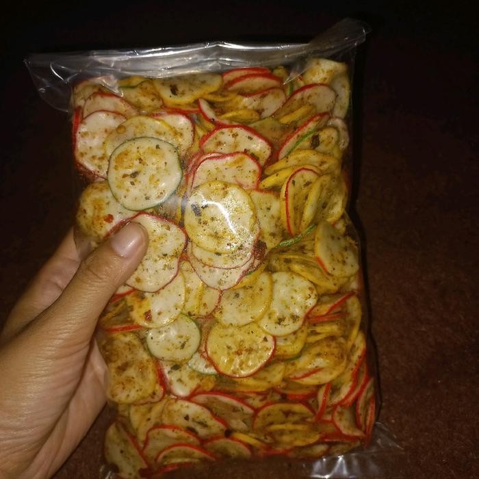 

FF KERUPUK SEBLAK CIKRUH PEDAS DAUN JERUK 250GRAM