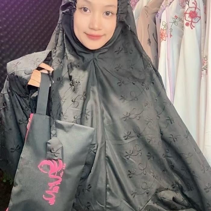 SHS MUKENA BORDIR TERUSAN SUTRA PARIS KATUN PARIS BUNGA AMORA KAIN PUTIH Cantik