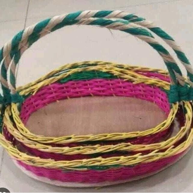 

IX keranjang parcel buah 1set isi 3 rotan asli