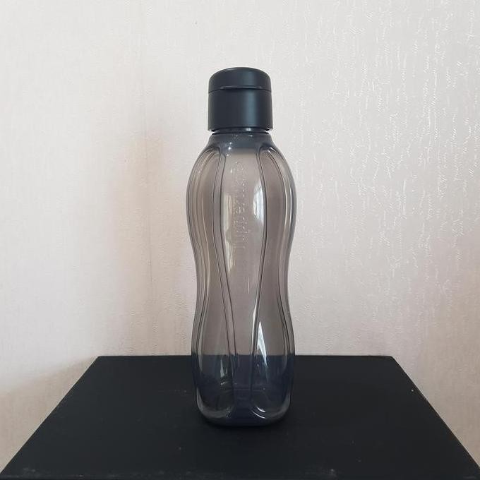 Tupperware Eco Man Black Only 750 ml Botol num Hitam Saja Satuan