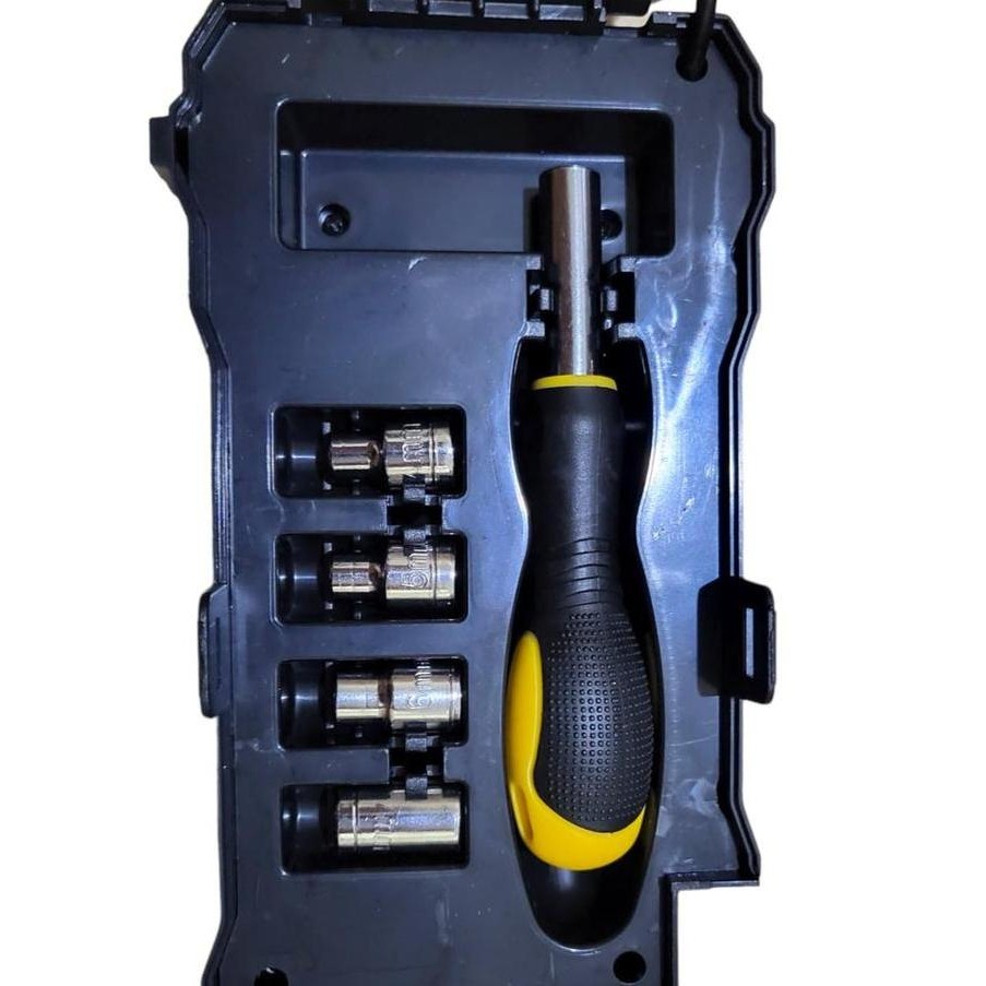 Senter Tangan 18 Watt + Cob Super Led Portable Rechargeable Handheld Flashlight Usb- C Multifungsi W