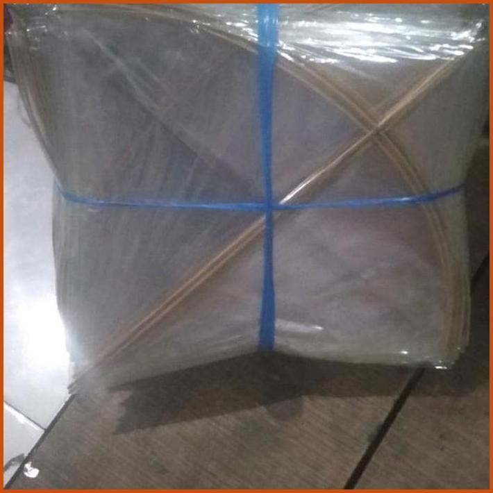 Layangan plastik Bening / layangan Siluman uk 58 ( isi 100 pcs Bonus 4 pcs ) KUALITAS Bagus