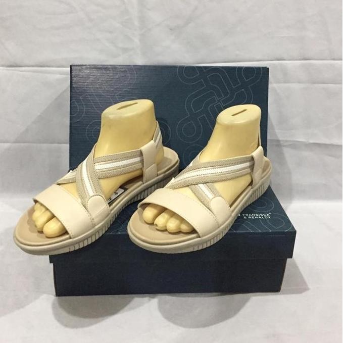 Sandal Tali Wanita Fransiska&Renaldy L.Chalmers 04 Krem