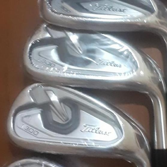NEW Titleist T300 Ironset Steel NSPRO new