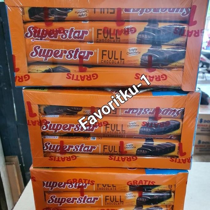 

Wafer SUPERSTAR Triple Chocolate. 1 Kotak Isi 12 Pcs