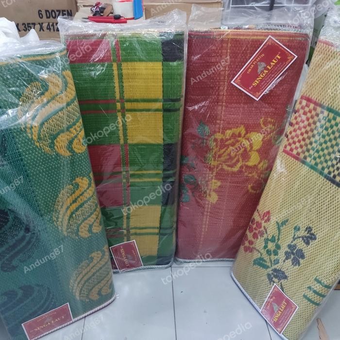 Tikar / karpet plastik lipat singa laut tebal ukuran 2 x 3 meter