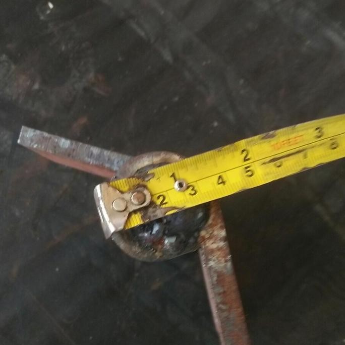 Engsel Bak Besi As Besar Pendek