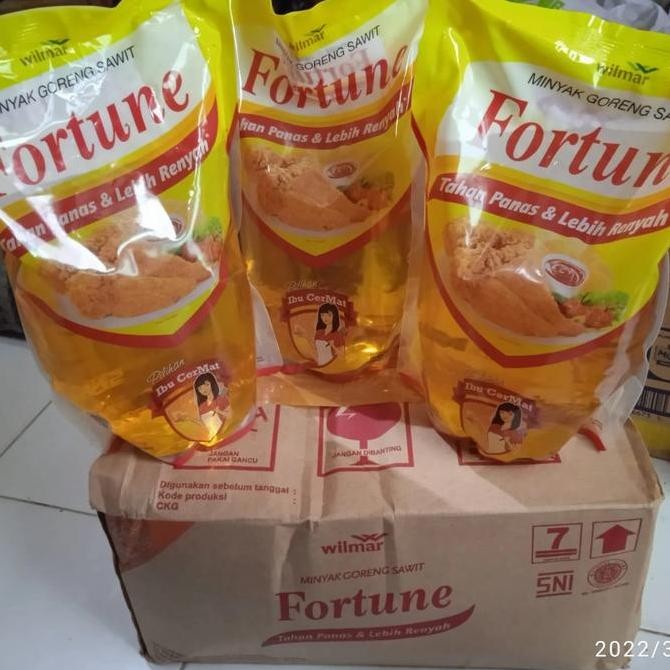 

Sale Minyak Goreng Tropical 5 Liter Dikirim Berdasarkan Stok Yang Ada