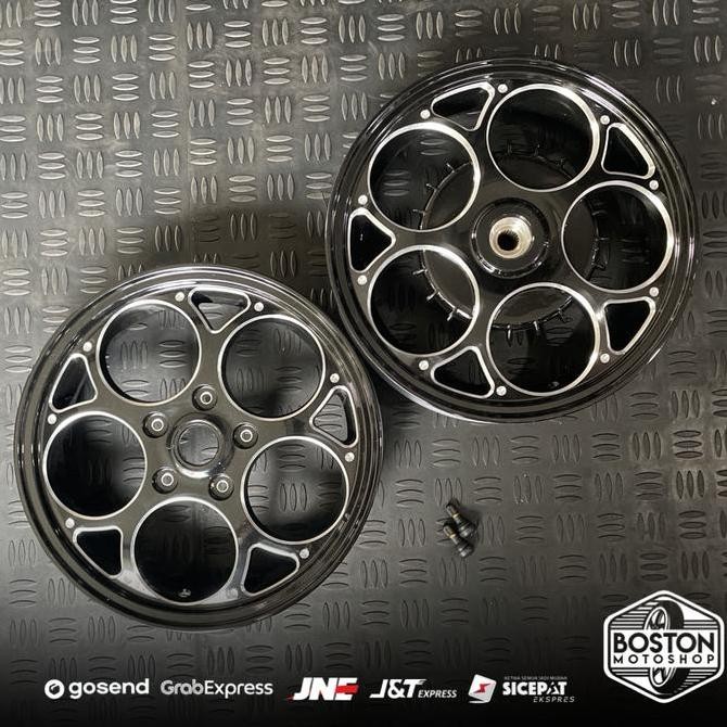 Luigy Velg CS 1 Ring 12inch Vespa Sprint Primavera LX S