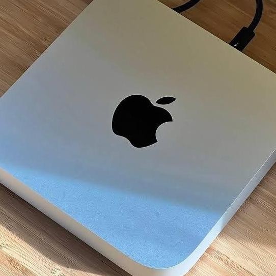 Apple Mac Mini M1 2020 Second Bekas -8Gb 16Gb Ram/256Gb 512Gb Ssd (8-Core Cpu, 8-Core Gpu),Performan