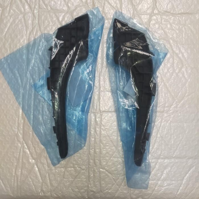 Ventilator Cowl Tusuk Sate Panel Plipit Ujung Kaca Depan Etios Original Dan Terpercaya