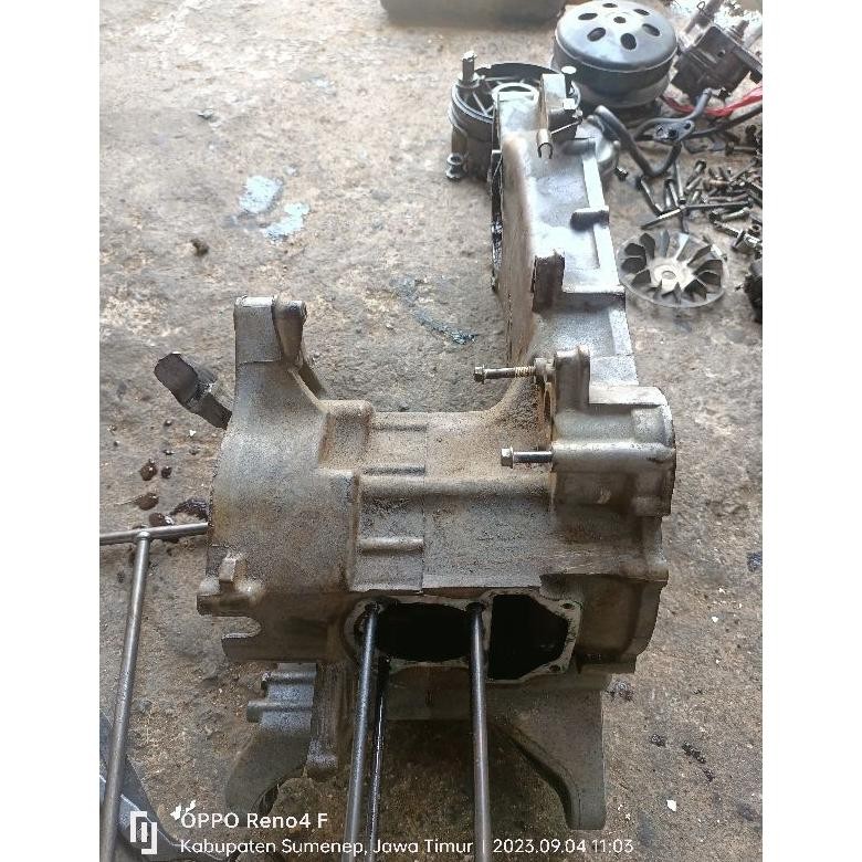 KRENGKES MESIN TENGAH VARIO 110 KARBU / VARIO TECHNO 110