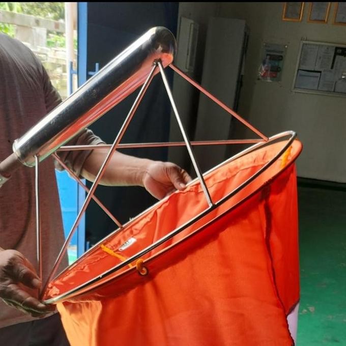 prame stainless steel Windsock 5030150 cm - Windsock putih Orange .