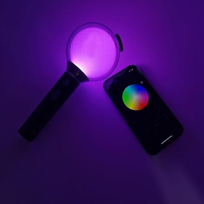 Lightstick Kpop BTS official spesial edition bisa connect Weverse MV