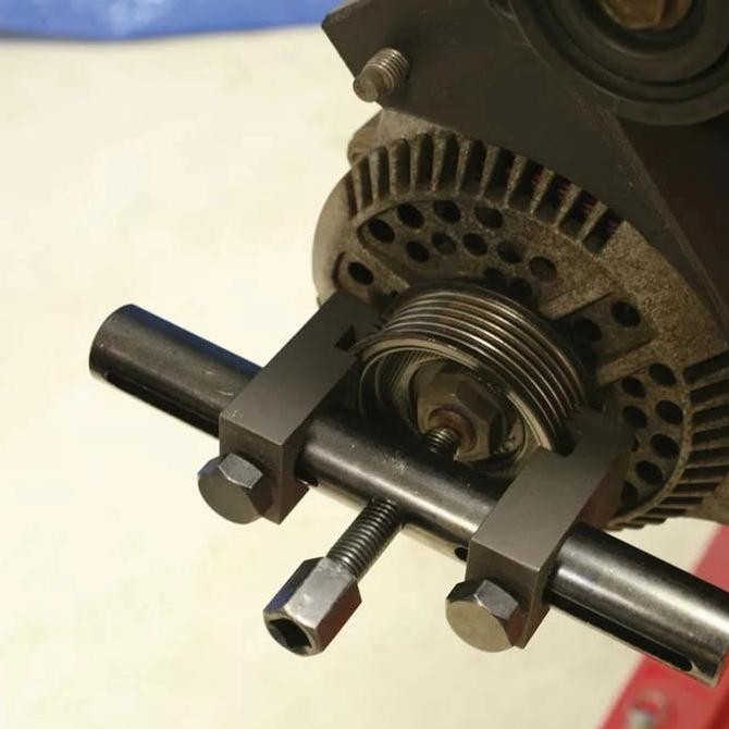 SST TRACKER PULLEY CRANKSHAFT DAN ALTERNATOR