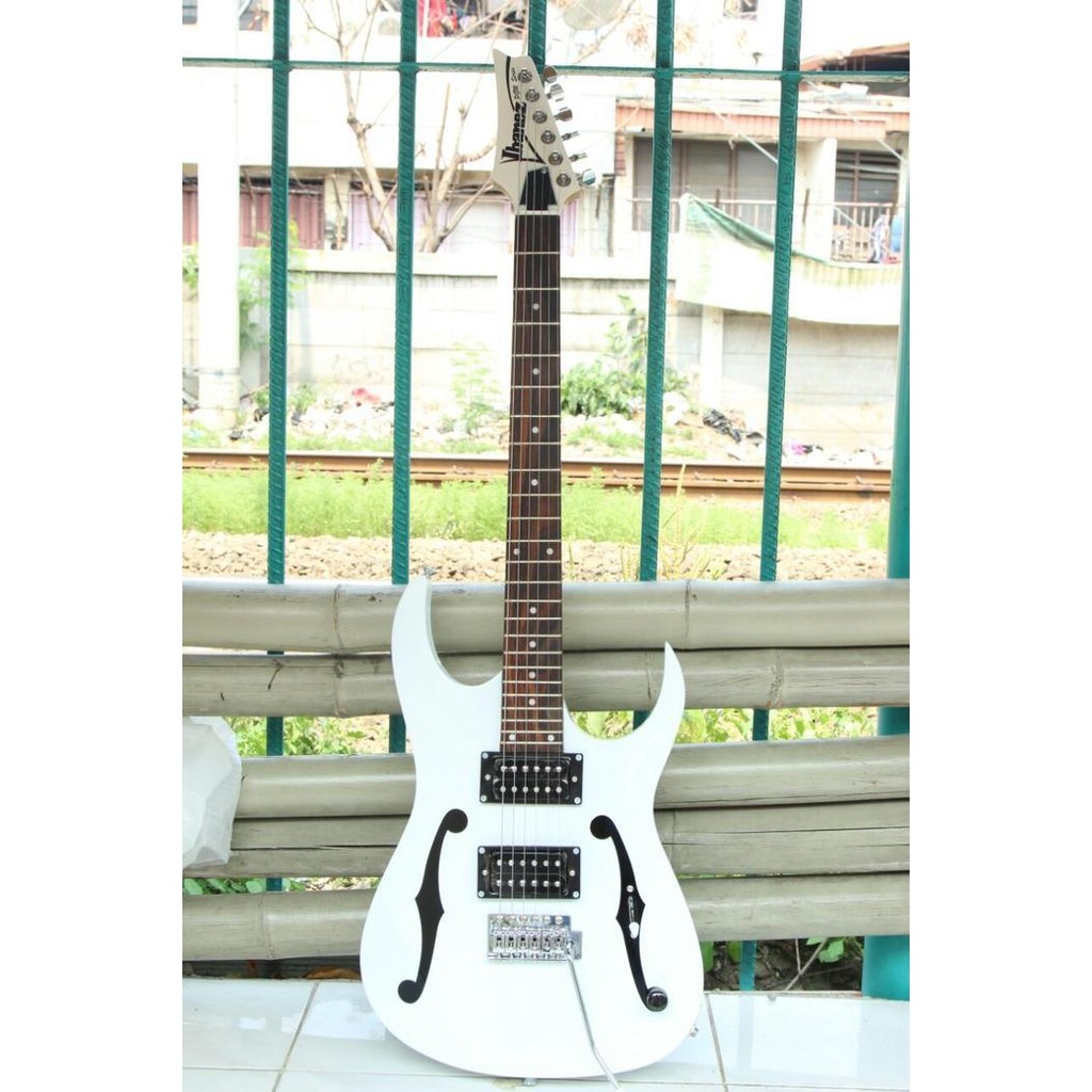 Gitar Listrik Ibanez Jem Putih Bonus Tas Gitar , Handle , Kabel Jak Original Dan Terpercaya