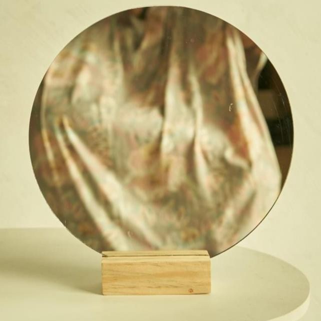 cermin estetik bulat