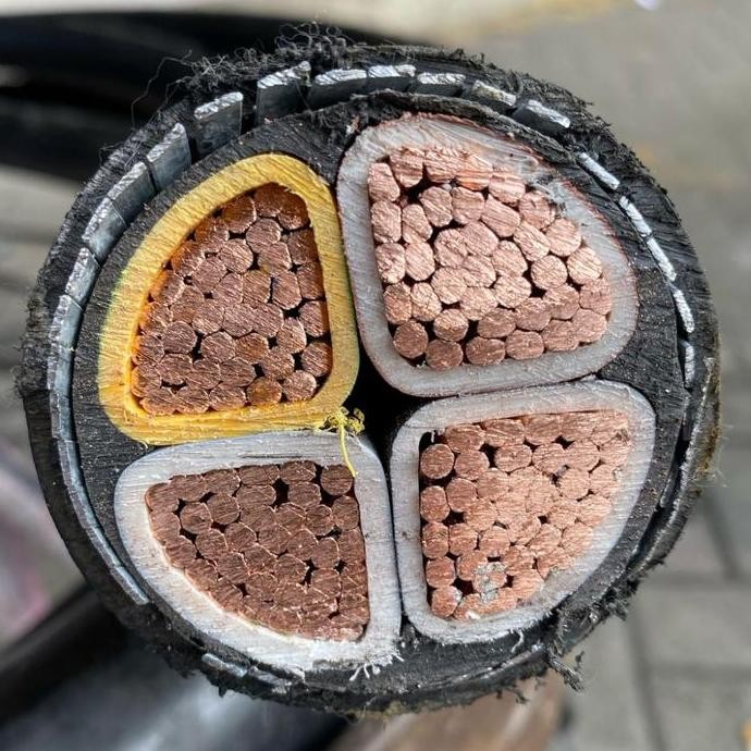 TERBARU - Kabel NYFGBY 4x150mm merk supreme metal kabelindo