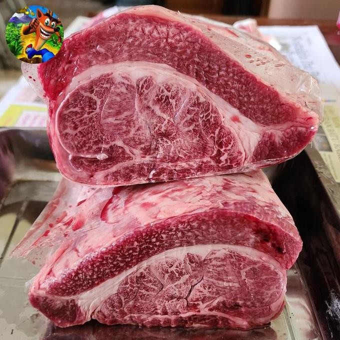 

Wagyu Beef A5 Japan Shin Shank / Sengkel Sapi / Bahan Rendang / Slice / Roast / Braised / Sukiyaki