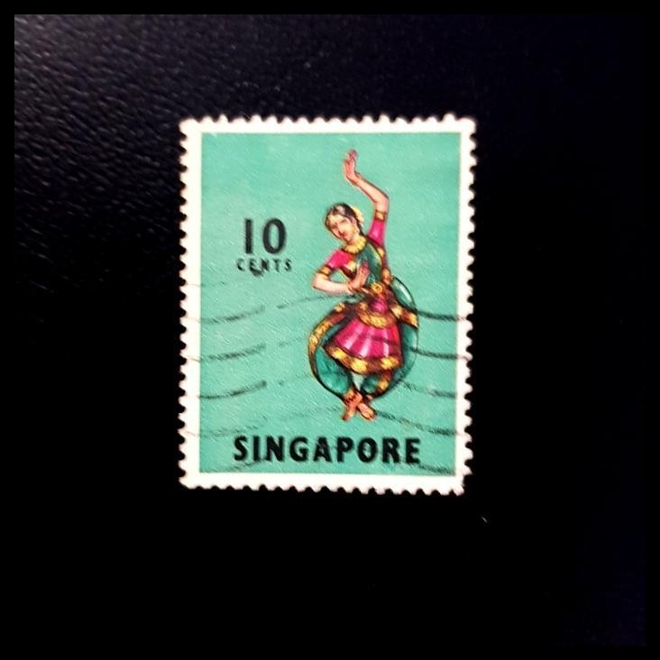 

DISKON PRANGKO LUAR NEGERI. BHARATHA NATYAM DANCE DARI SINGAPORE 1970. USED !!!!!!