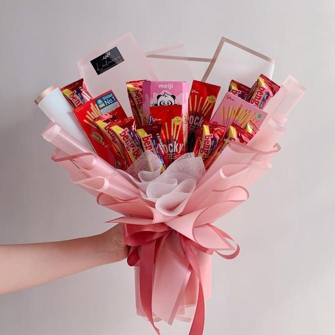 

BUKET SNACK BOUQUET WISUDA GRADUATION BOUQUET ULANG TAHUN MURAH READY