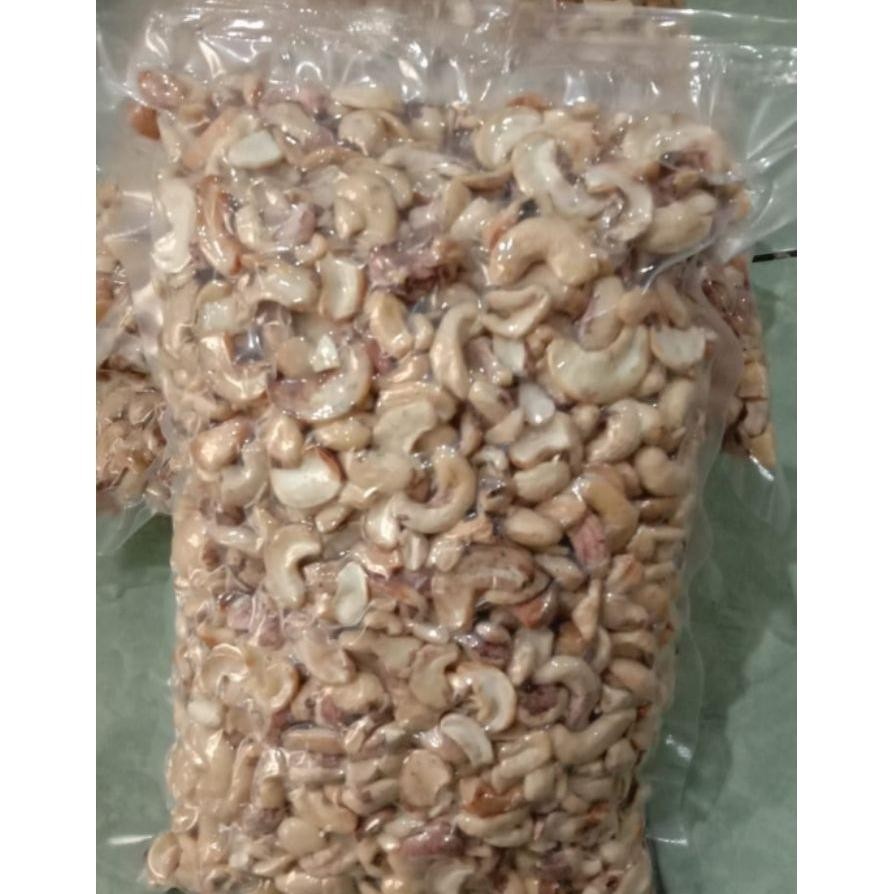 

1 Kg Kacangmede Belah Besarmetepatahanmedepecahbesarkemasan