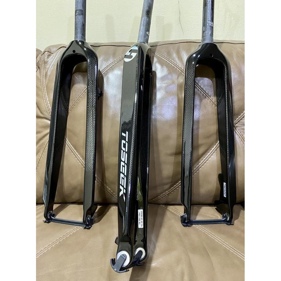 Fork/Garpu Sepeda DiscBrake TOSEEK Full Carbon Fiber Glossy 26/27.5/29