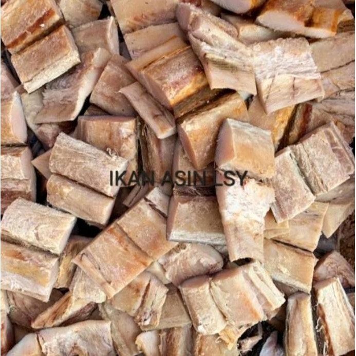 

ikan asin tenggiri potong (tanpa tulang) 250gram