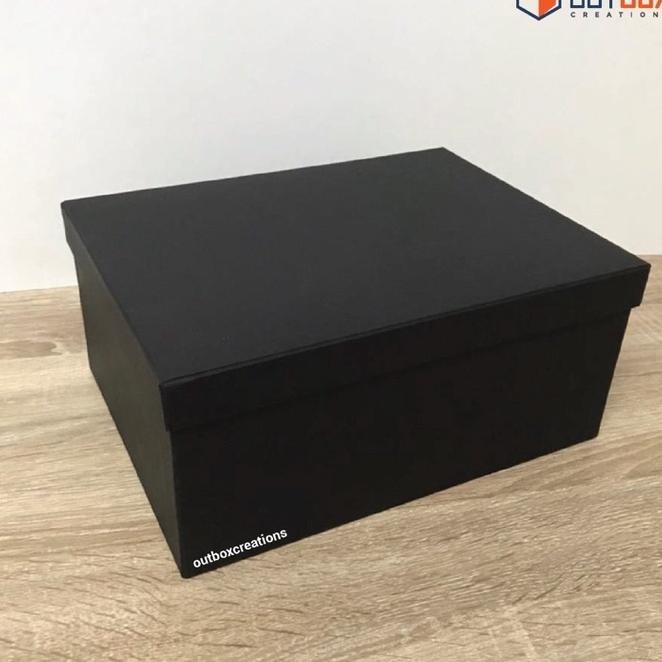 

Kotak Box Kado Hitam