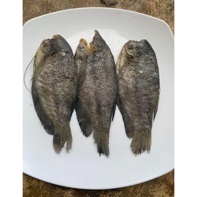 

Ikan Asin Sepat Siam 500 Gram Cita Rasa Khas yang Menggugah Selera dan Memikat Hati Pencinta Kuliner