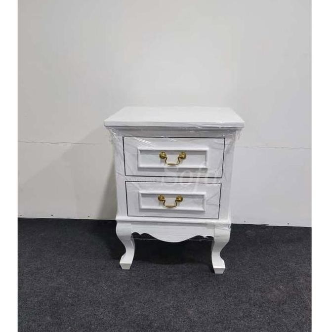 Meja Nakas Klasik - Kaki Kambing Modesty