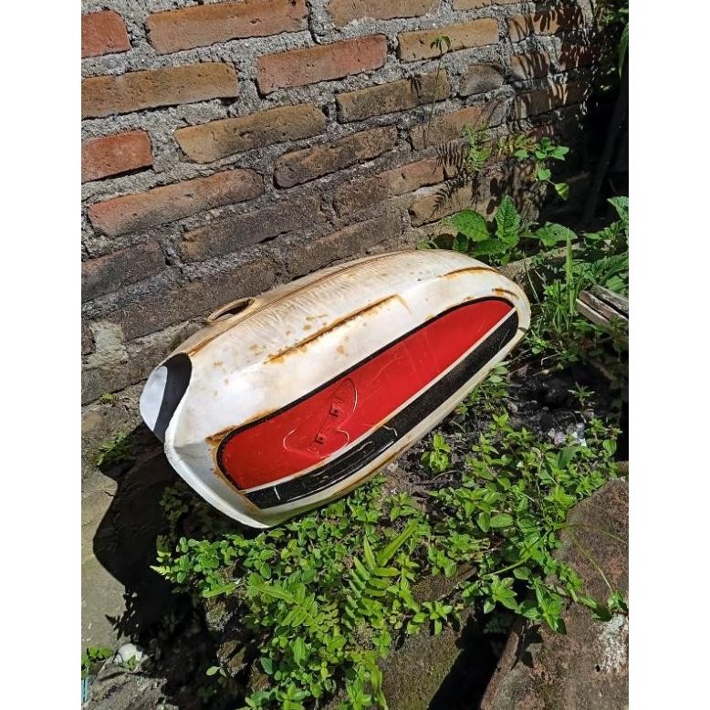 tangki cb 100 pres doraemon cat bladusan model dilan