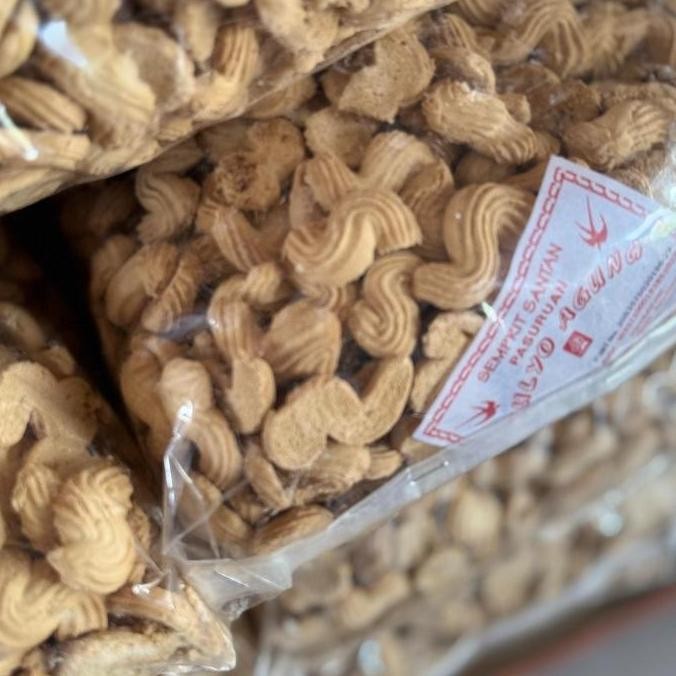 

Kue Semprit Sagu 1Kg - Makanan Ringan Enak Dan Gurih - Kering, Manis, Cemilan, Food - Snack