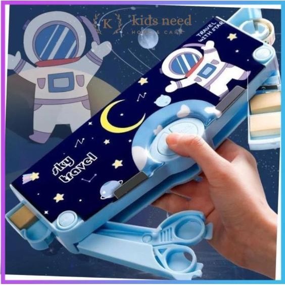 

EMS Kotak Pensil Mekanik Multifungsi Pensil Box Lengkap Peruncing Gunting Isolasi Penghapus Penggaris Tempat Pensil Karakter Waterproof Kotak Pensil Anak Tulis Lucu Sekolah Hampers