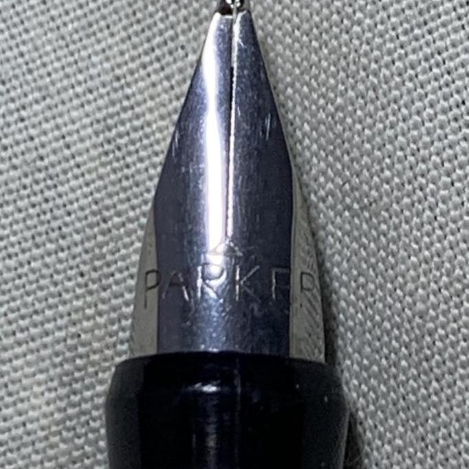 

Pulpen Fountain Parker Made In Uk Silver New Stok