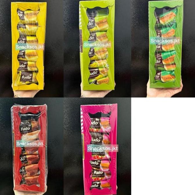 

FUDO LAYER CAKE CHOCOLATE / PANDAN / BUTTER / STRAWBERRY / BANANA