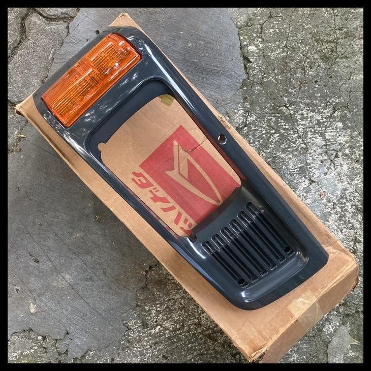 DISKON GARNISH GRILL GRILLE COVER FRAME RING LAMPU DEPAN KIRI LH ZEBRA S89 1.3 1300CC 81740-87512-00