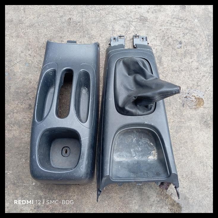 TERBARU KONSOL BOX TENGAH / PELINDUNG TUAS OPERAN EX AVANZA XENIA LAMA ORIGINAL COPOTAN