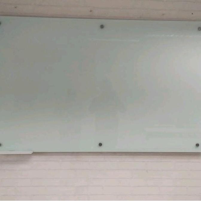 

Glassboard Uk.90X160Cm Magnetik (5Mm) / Papan Tulis Kaca New Stok