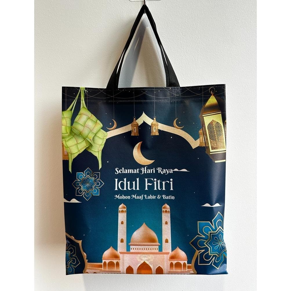 

fn-56 m-4 (LUSINAN) Goodie Bag Lebaran Laminasi Lebaran Idul Fitri Standing Box Handle/ Tas Kain Tali Sembako Terlaris Murah