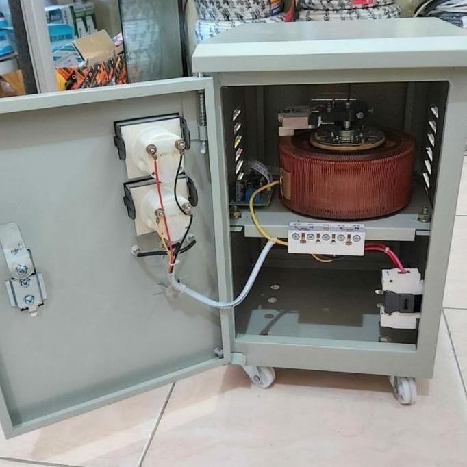 Stabilizer Matsunaga 5000 Watt/Matsunaga Stavol 5000 Va