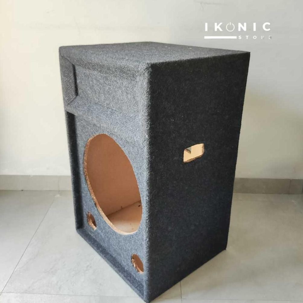 IKONIC Box Speaker Subwoofer Pasif 15 Inch Karpet Hitam Box Speaker Kayu Bediri / Standing Dengan Lo